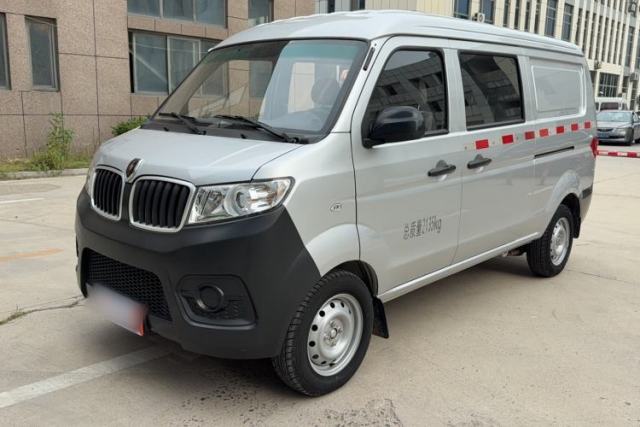 Used Jinbei Hiace X30 2023 1.5L Super-Enjoyment Van 2/5 Seats Non-Air-Conditioned Version SWC15M