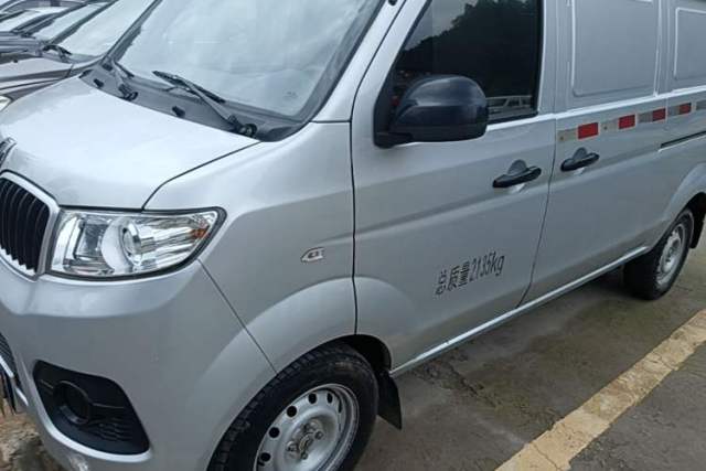 Used Jinbei Hiace X30 2023 1.5L Super-Enjoyment Van 2/5 Seats Non-Air-Conditioned Version SWC15M