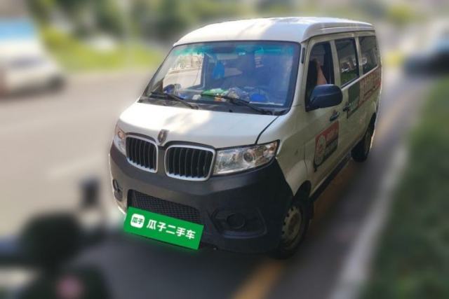 Used Jinbei Hiace X30 2023 1.5L Wealthy-Style Passenger Van 5/6/7-Seater Non-Air-Conditioned Version SWC15M