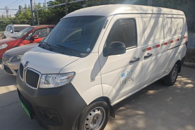 Used Jinbei Hiace X30 2023 1.5L Super-Enjoyment Van 2/5 Seats Non-Air-Conditioned Version SWC15M
