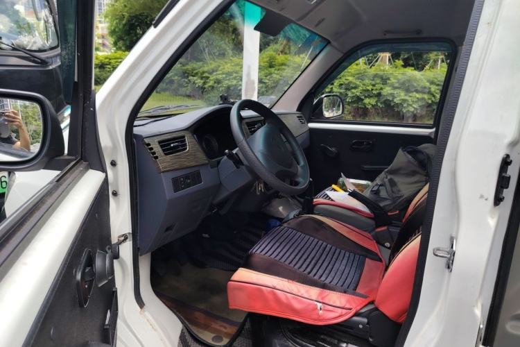 Used Jinbei Hiace X30 2023 1.5L Super-Enjoyment Van 2/5 Seats Non-Air-Conditioned Version SWC15M Driver Seat