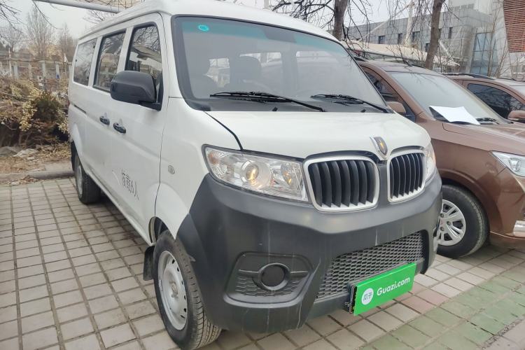 Used Jinbei Hiace X30 2023 1.5L Super-Comfortable Passenger Van 5/6/7-Seater Non-Air-Conditioned Version Model SWC15M Exterior 1