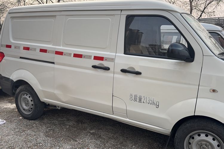 Used Jinbei Hiace X30 2023 1.5L Super-Enjoyment Van 2/5 Seats Non-Air-Conditioned Version SWC15M Exterior 1