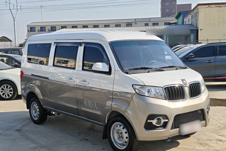 Used Jinbei Hiace X30 2023 1.5L Wealthy-Style Passenger Van 5/6/7-Seater Non-Air-Conditioned Version SWC15M Exterior 3