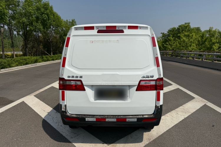 Used Jinbei Hiace X30 2023 1.5L Super-Enjoyment Van 2/5 Seats Non-Air-Conditioned Version SWC15M Exterior 5