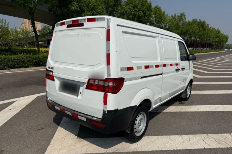 Used Jinbei Hiace X30 2023 1.5L Super-Enjoyment Van 2/5 Seats Non-Air-Conditioned Version SWC15M Exterior 6