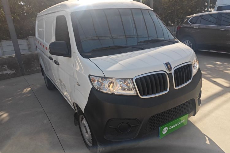 Used Jinbei Hiace X30 2023 1.5L Super-Enjoyment Van 2/5 Seats Non-Air-Conditioned Version SWC15M Front Right 45 Deg