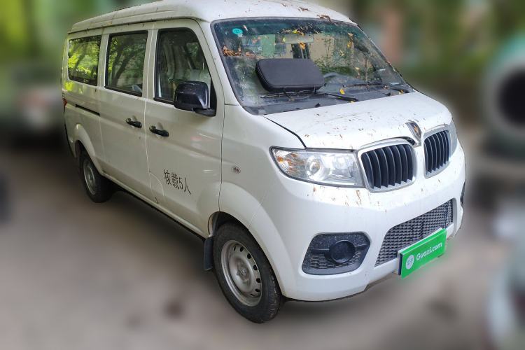 Used Jinbei Hiace X30 2023 1.5L Super-Comfortable Passenger Van 5/6/7-Seater Non-Air-Conditioned Version Model SWC15M Front Right 45 Deg