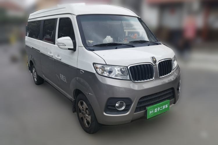 Used Jinbei Hiace X30 2023 1.5L Business-Style Passenger Van 5/6/7-Seater Non-Air-Conditioned Version SWC15M Front Right 45 Deg