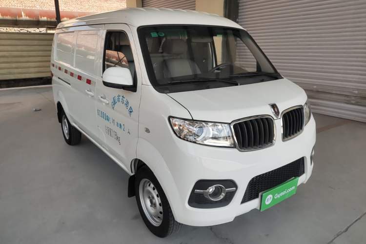 Used Jinbei Hiace X30 2023 1.5L Super-Enjoyment Van 2/5 Seats Non-Air-Conditioned Version SWC15M Front Right 45 Deg
