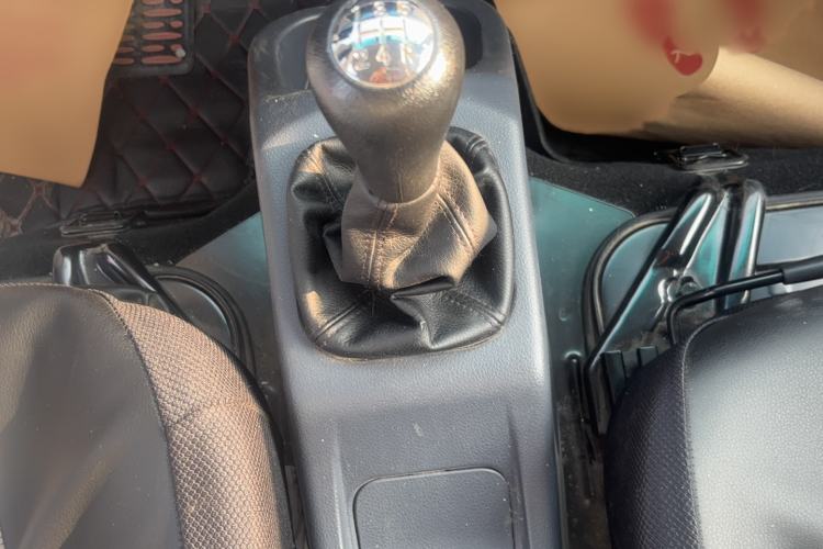 Used Jinbei Hiace X30 2023 1.5L Super-Enjoyment Van 2/5 Seats Non-Air-Conditioned Version SWC15M Gear Lever
