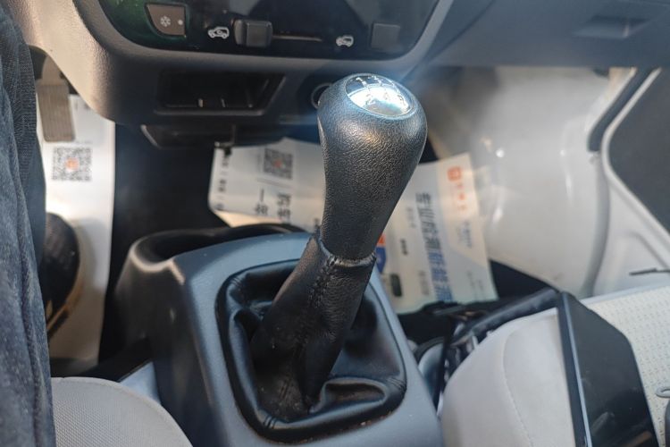 Used Jinbei Hiace X30 2023 1.5L Super-Enjoyment Van 2/5 Seats Non-Air-Conditioned Version SWC15M Gear Lever