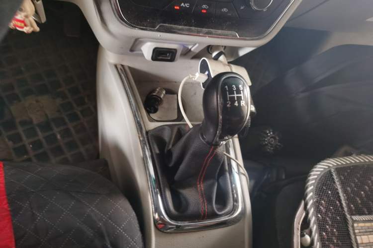 Used Jinbei Hiace X30 2023 1.5L Business-Style Van 2/5-Seater Air-Conditioned Version SWC15M Gear Lever