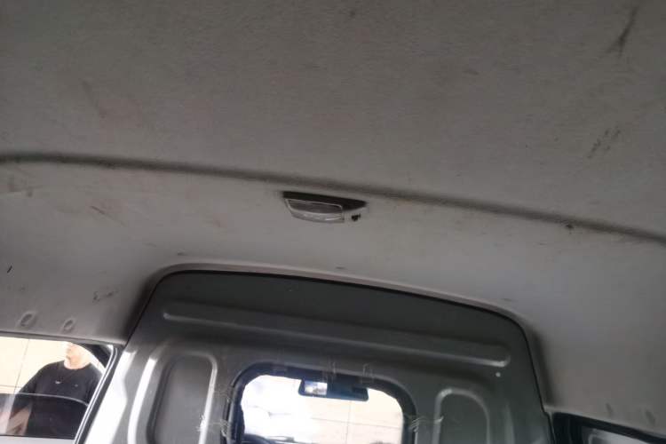 Used Jinbei Hiace X30 2023 1.5L Business-Style Van 2/5-Seater Air-Conditioned Version SWC15M Headliner