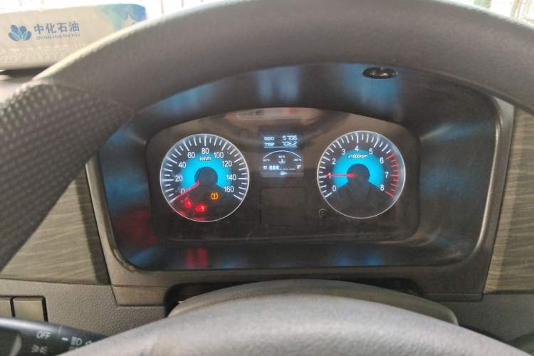 Used Jinbei Hiace X30 2023 1.5L Super-Comfortable Passenger Van 5/6/7-Seater Non-Air-Conditioned Version Model SWC15M Instrument Cluster