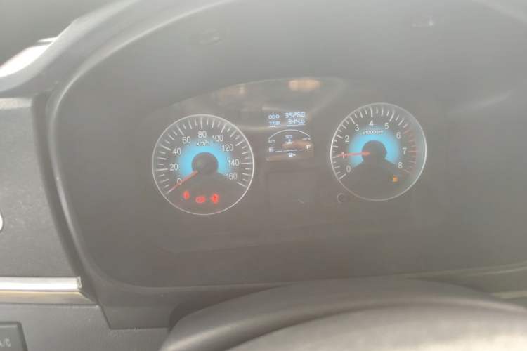 Used Jinbei Hiace X30 2023 1.5L Wealthy-Style Passenger Van 5/6/7-Seater Non-Air-Conditioned Version SWC15M Instrument Cluster