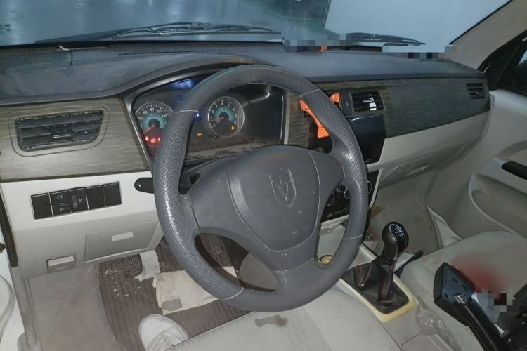 Used Jinbei Hiace X30 2023 1.5L Luxury Cargo Version 2/5-Seater SWC15M Interior 2