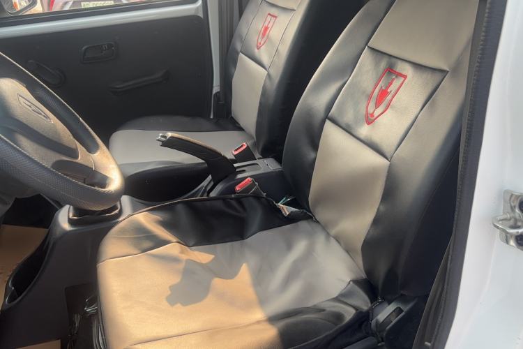 Used Jinbei Hiace X30 2023 1.5L Super-Enjoyment Van 2/5 Seats Non-Air-Conditioned Version SWC15M Left Front Seat