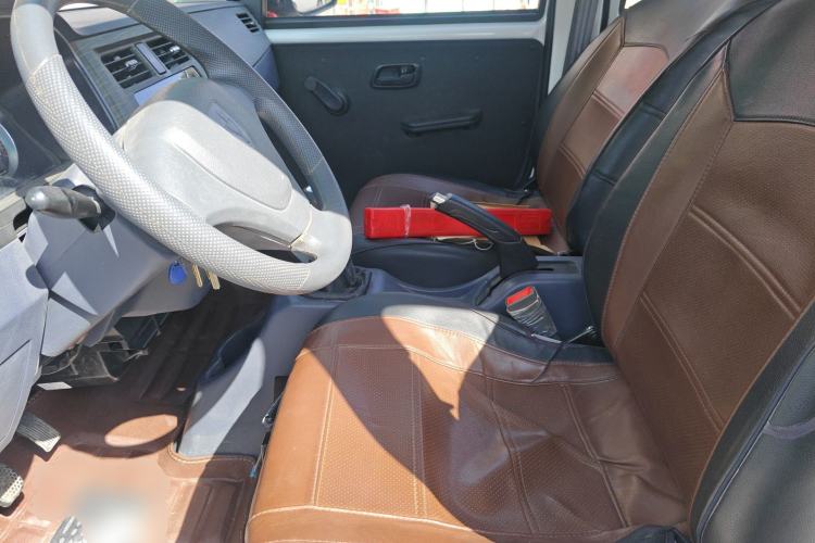 Used Jinbei Hiace X30 2023 1.5L Super-Comfortable Passenger Van 5/6/7-Seater Non-Air-Conditioned Version Model SWC15M Left Front Seat