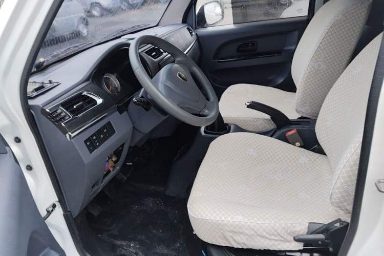 Used Jinbei Hiace X30 2023 1.5L Wealthy Van 2/5-Seater Non-Air-Conditioned Version SWC15M Left Front Seat