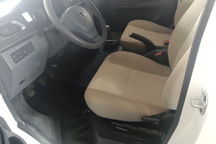 Used Jinbei Hiace X30 2023 1.5L Wealthy Van 2/5-Seater Non-Air-Conditioned Version SWC15M Left Front Seat