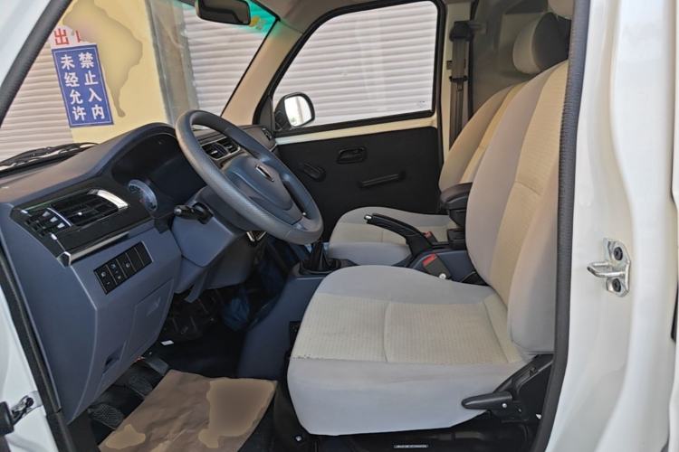Used Jinbei Hiace X30 2023 1.5L Super-Enjoyment Van 2/5 Seats Non-Air-Conditioned Version SWC15M Left Front Seat