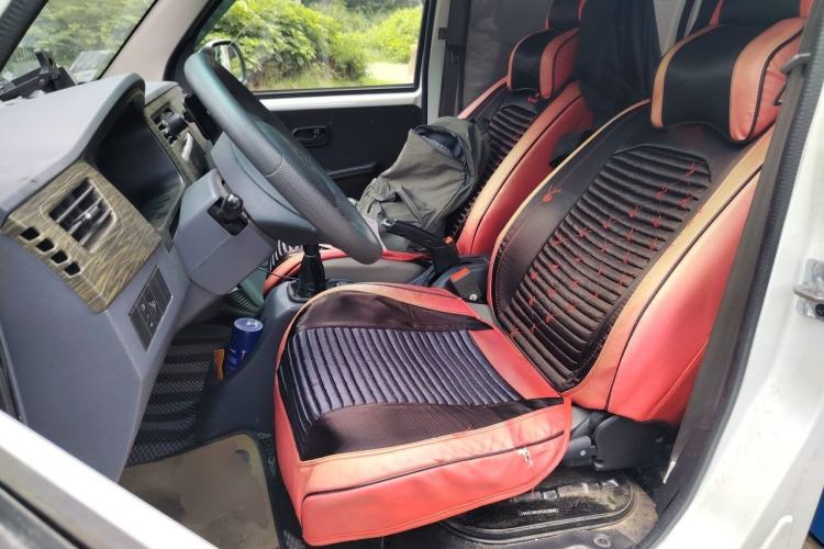 Used Jinbei Hiace X30 2023 1.5L Super-Enjoyment Van 2/5 Seats Non-Air-Conditioned Version SWC15M Left Front Seat