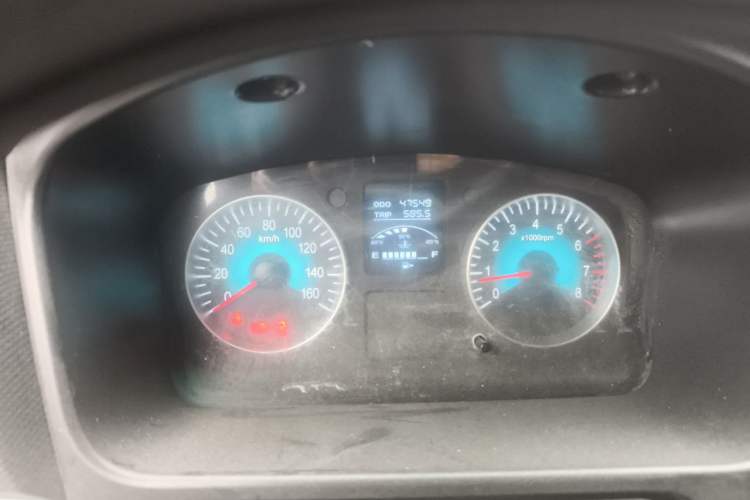 Used Jinbei Hiace X30 2023 1.5L Wealthy-Style Passenger Van 5/6/7-Seater Non-Air-Conditioned Version SWC15M Odometer Close Up