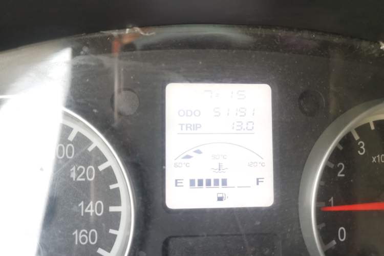 Used Jinbei Hiace X30 2023 1.5L Wealthy Van 2/5-Seater Non-Air-Conditioned Version SWC15M Odometer Close Up