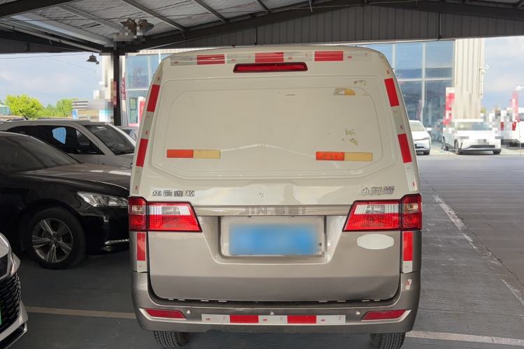 Used Jinbei Hiace X30 2023 1.5L Wealthy Van 2/5-Seater Non-Air-Conditioned Version SWC15M Rear