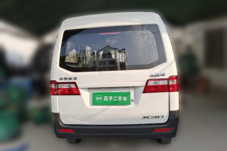 Used Jinbei Hiace X30 2023 1.5L Super-Comfortable Passenger Van 5/6/7-Seater Non-Air-Conditioned Version Model SWC15M Rear
