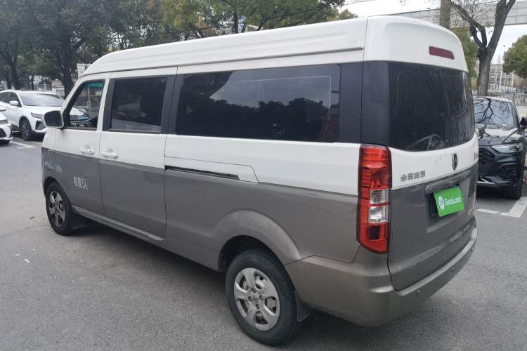 Used Jinbei Hiace X30 2023 1.5L Business-Style Passenger Van 5/6/7-Seater Non-Air-Conditioned Version SWC15M Rear Left 45 Deg