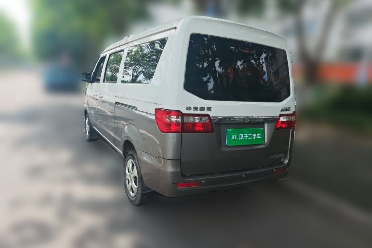 Used Jinbei Hiace X30 2023 1.5L Business-Style Passenger Van 5/6/7-Seater Non-Air-Conditioned Version SWC15M Rear Left 45 Deg