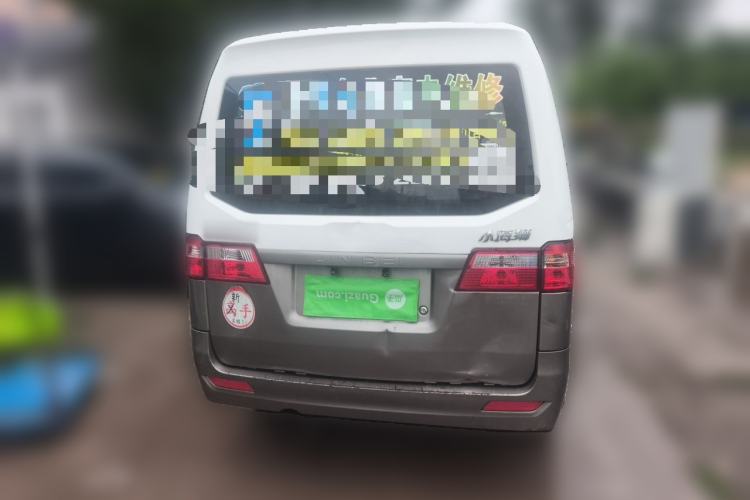 Used Jinbei Hiace X30 2023 1.5L Wealthy-Style Passenger Van 5/6/7-Seater Non-Air-Conditioned Version SWC15M Rear