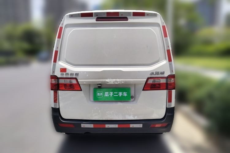 Used Jinbei Hiace X30 2023 1.5L Super-Enjoyment Van 2/5 Seats Non-Air-Conditioned Version SWC15M Rear