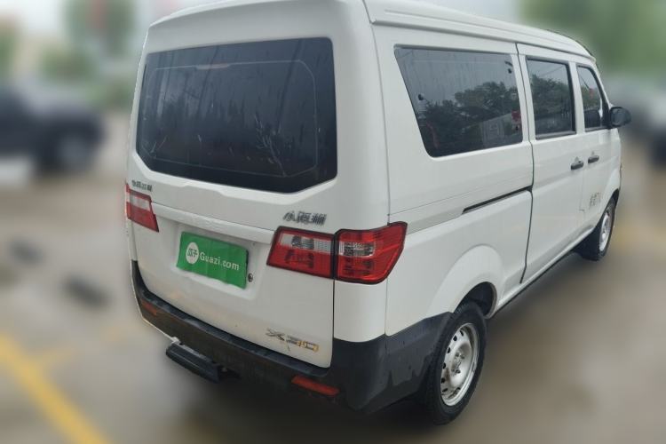 Used Jinbei Hiace X30 2023 1.5L Super-Comfortable Passenger Van 5/6/7-Seater Non-Air-Conditioned Version Model SWC15M Rear Right 45 Deg