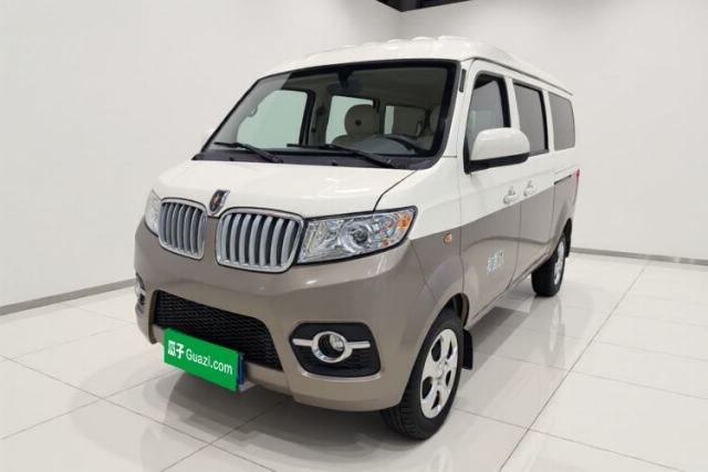 Used Jinbei Hiace X30 2023 1.5L Business-Style Passenger Van 5/6/7-Seater Non-Air-Conditioned Version SWC15M