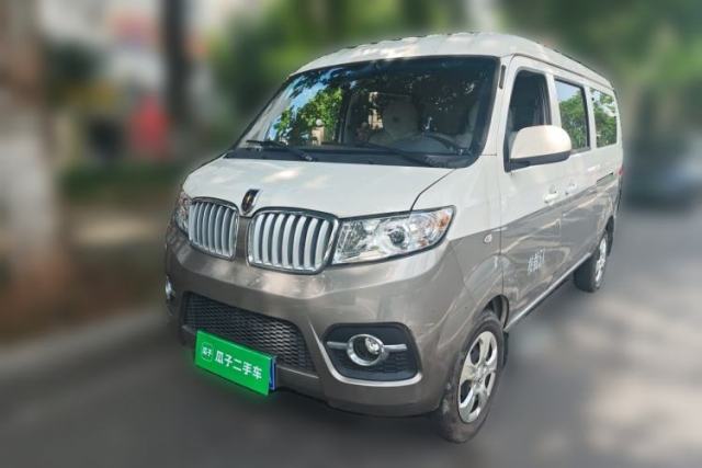 Used Jinbei Hiace X30 2023 1.5L Business-Style Passenger Van 5/6/7-Seater Non-Air-Conditioned Version SWC15M