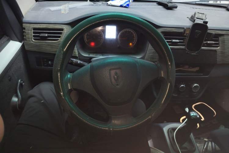 Used Jinbei Hiace X30 2023 1.5L Super-Enjoyment Van 2/5 Seats Non-Air-Conditioned Version SWC15M Steering Wheel