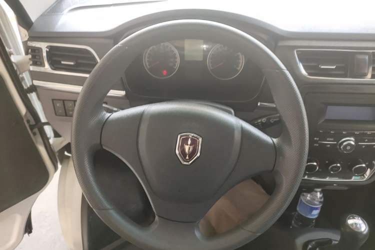 Used Jinbei Hiace X30 2023 1.5L Super-Enjoyment Van 2/5 Seats Non-Air-Conditioned Version SWC15M Steering Wheel