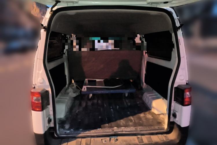 Used Jinbei Hiace X30 2023 1.5L Super-Comfortable Passenger Van 5/6/7-Seater Non-Air-Conditioned Version Model SWC15M Trunk
