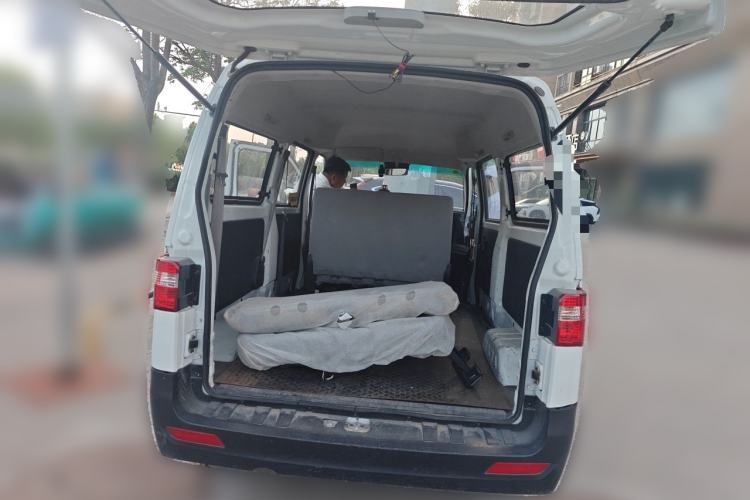 Used Jinbei Hiace X30 2023 1.5L Super-Comfortable Passenger Van 5/6/7-Seater Non-Air-Conditioned Version Model SWC15M Trunk