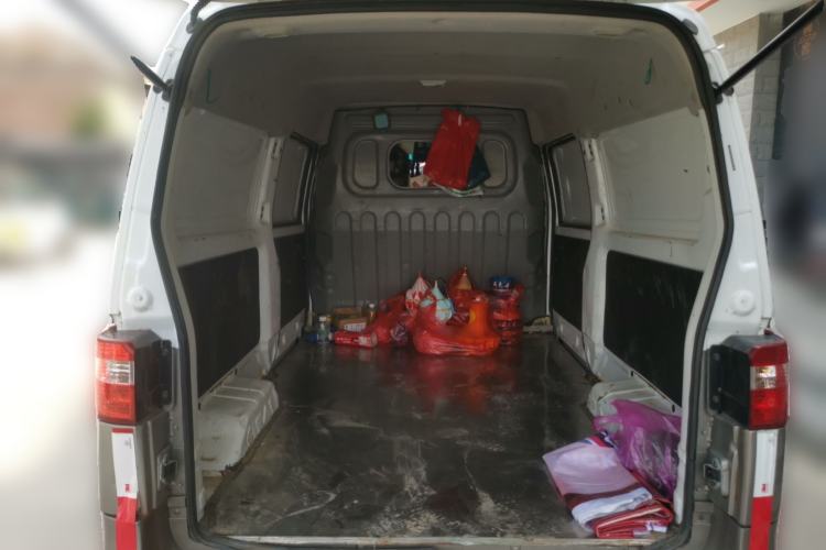 Used Jinbei Hiace X30 2023 1.5L Wealthy Van 2/5-Seater Non-Air-Conditioned Version SWC15M Trunk