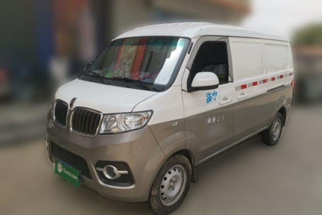 Used Jinbei Hiace X30 2023 1.5L Wealthy Van 2/5-Seater Non-Air-Conditioned Version SWC15M