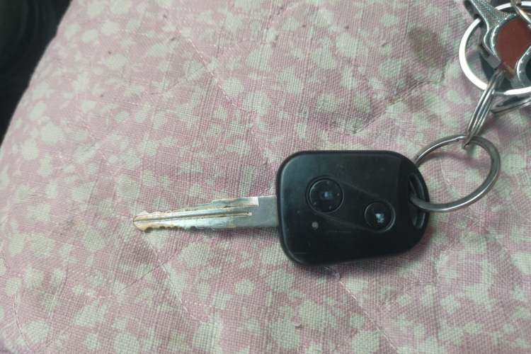 Used Jinbei Hiace X30 2023 1.5L Wealthy Van 2/5-Seater Non-Air-Conditioned Version SWC15M Vehicle Key