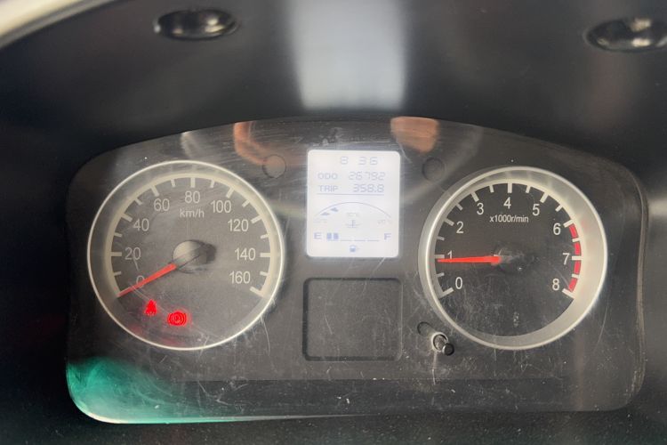 Used Jinbei Hiace X30 2023 1.5L Super-Enjoyment Van 2/5 Seats Non-Air-Conditioned Version SWC15M Odometer Close Up