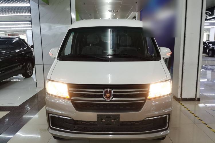 Used Jinbei Hiace X30 2024 1.5L Wealthy-Style Passenger Van 5/6/7 Seater Exterior 1