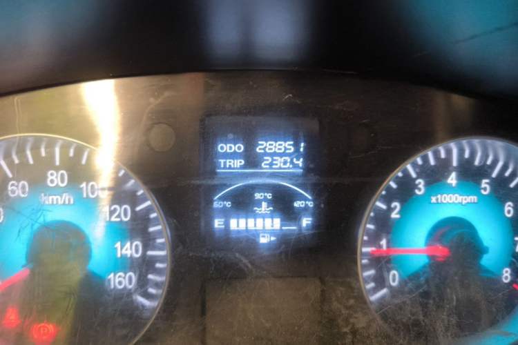 Used Jinbei Hiace X30 2024 1.5L Champion Edition Passenger Vehicle 5/6/7 Seats Odometer Close Up