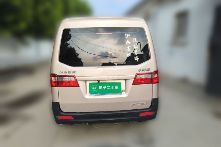 Used Jinbei Hiace X30 2024 1.5L Champion Edition Passenger Vehicle 5/6/7 Seats Rear
