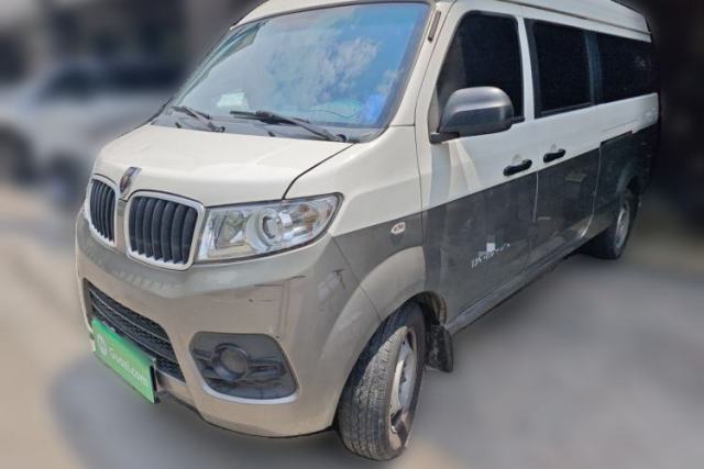 Used Jinbei Hiace X30 2024 1.5L Champion Edition Passenger Vehicle 5/6/7 Seats